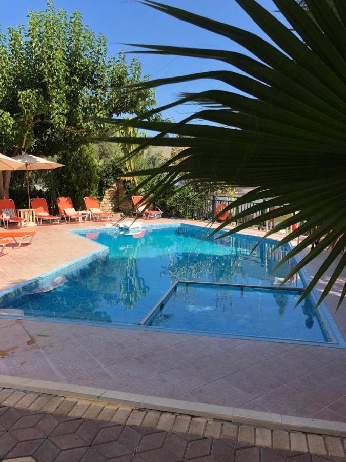 פיטסידיה Vrisi Apartments & Villa מראה חיצוני תמונה