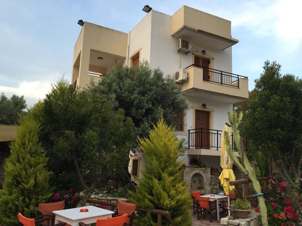 פיטסידיה Vrisi Apartments & Villa מראה חיצוני תמונה