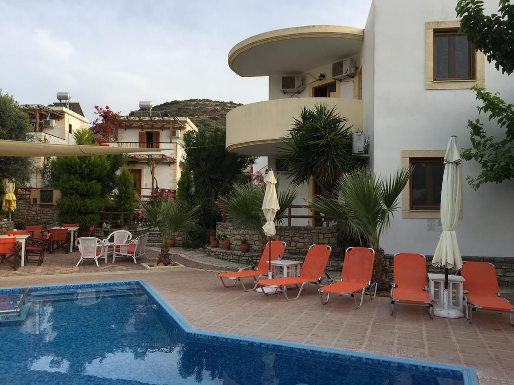 פיטסידיה Vrisi Apartments & Villa מראה חיצוני תמונה
