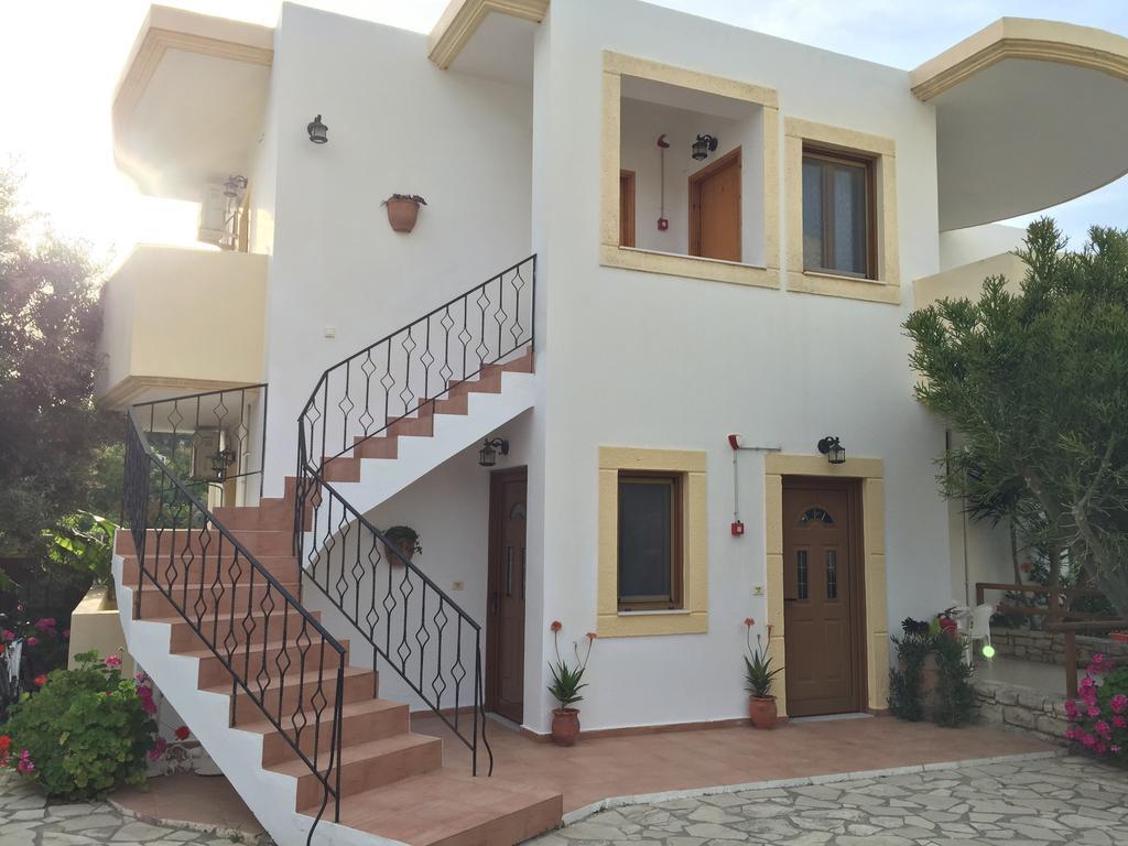 פיטסידיה Vrisi Apartments & Villa מראה חיצוני תמונה