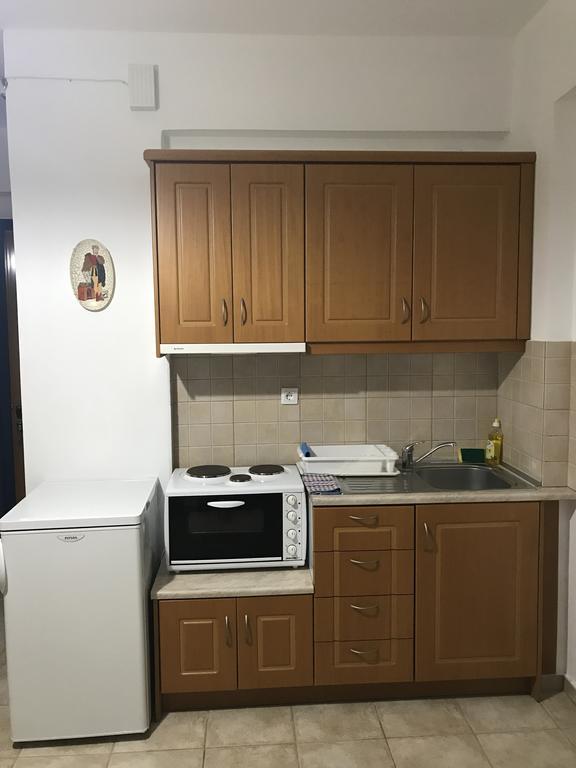 פיטסידיה Vrisi Apartments & Villa מראה חיצוני תמונה