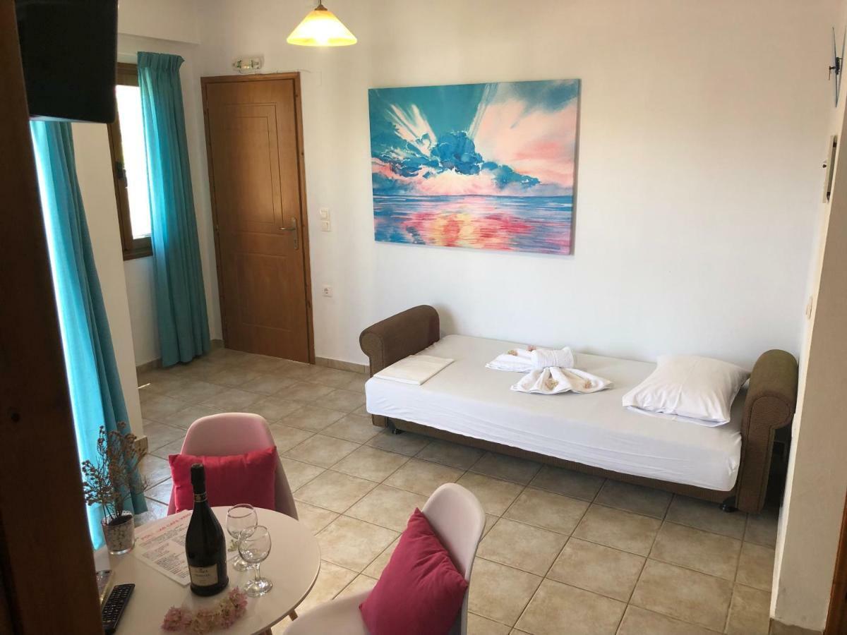 פיטסידיה Vrisi Apartments & Villa מראה חיצוני תמונה